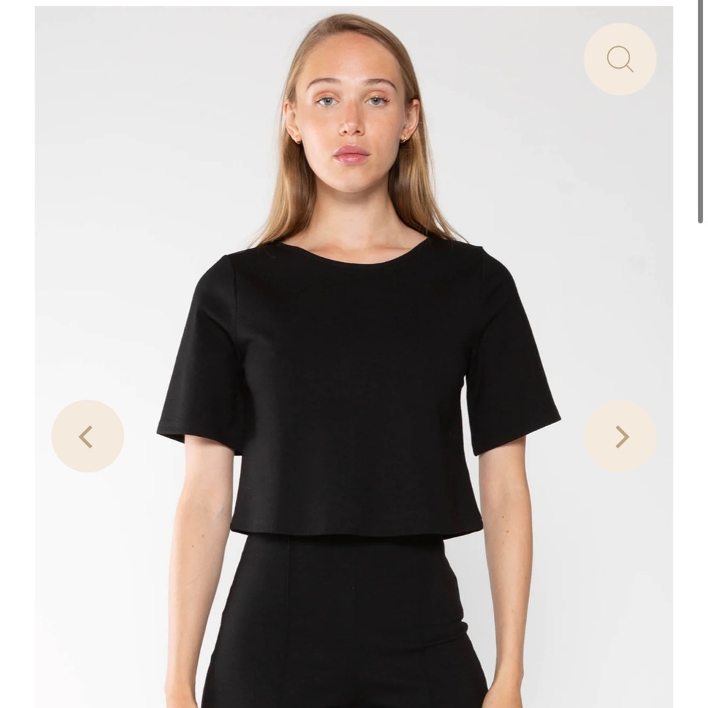 Ripley radar black crop top